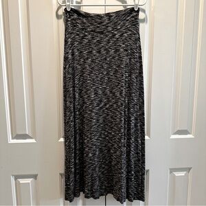 Merona Black & White Textured Look Long Maxi Skirt M